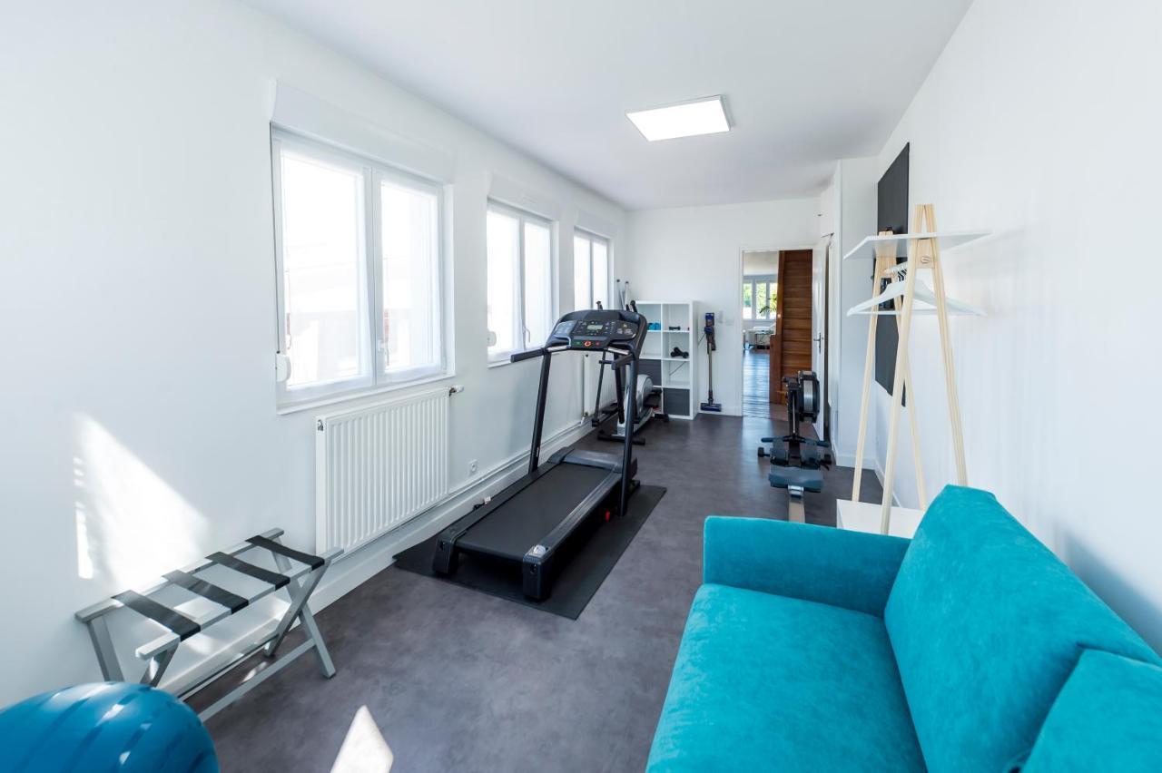 Suites Mana - Le Manaloft, Chic Et Moderne Avec Salle Privee De Fitness En Plein Centre-Ville De Rethel Bagian luar foto