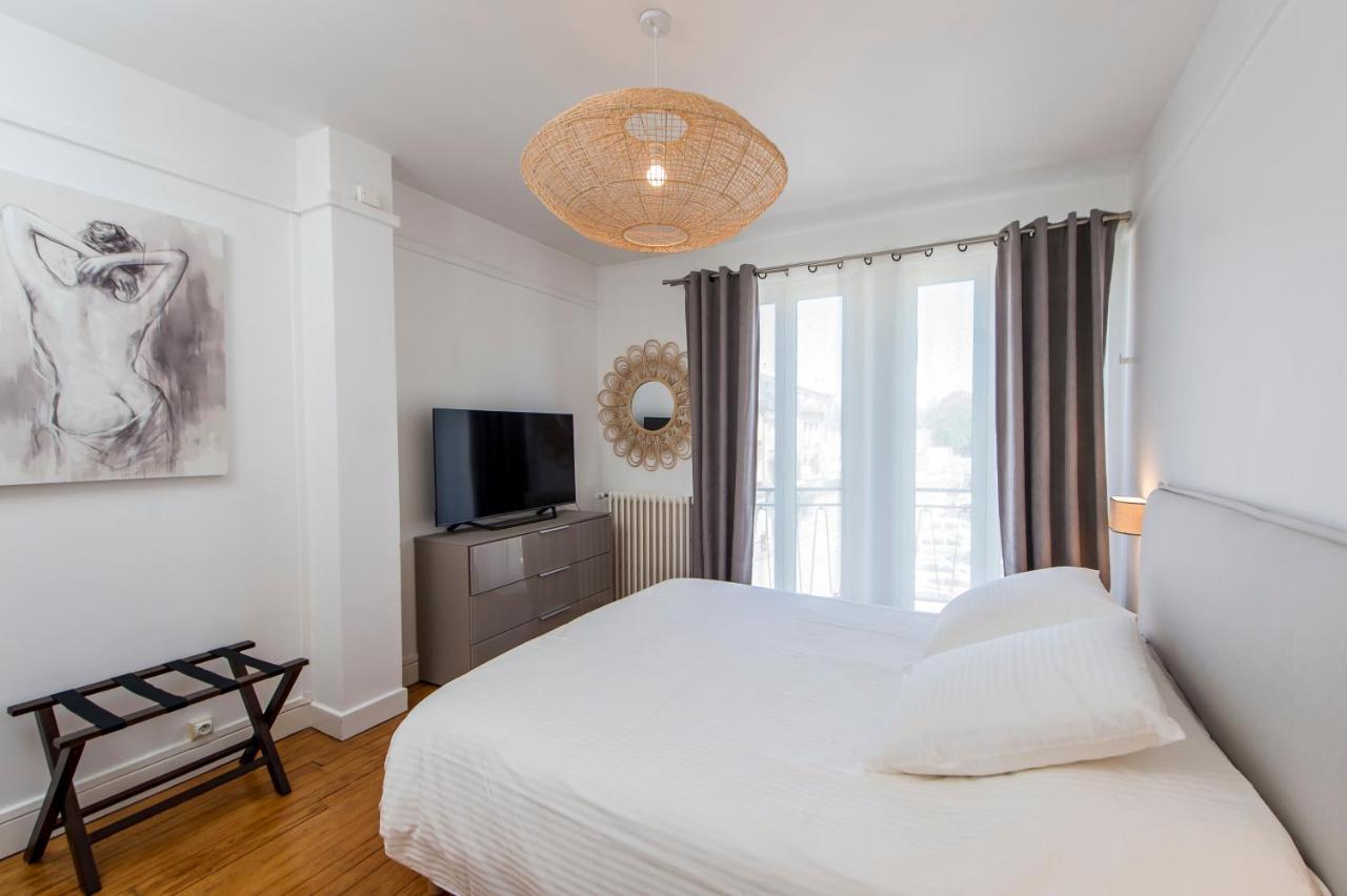 Suites Mana - Le Manaloft, Chic Et Moderne Avec Salle Privee De Fitness En Plein Centre-Ville De Rethel Bagian luar foto